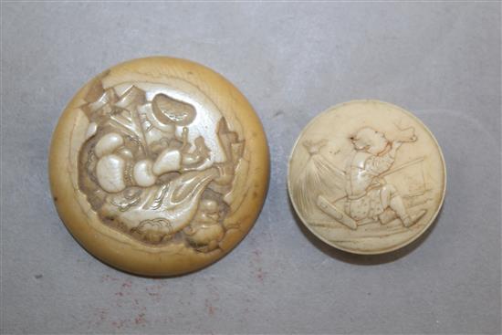 Four Japanese ivory carvings, late 19th / early 20th century, 5.4cm (4)